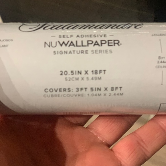 SCALAMADRE’ NUWALLPAPER, LEAPING CHEETAH. BUBBLEGUM PINK 5 ROLLS - Picture 2 of 15